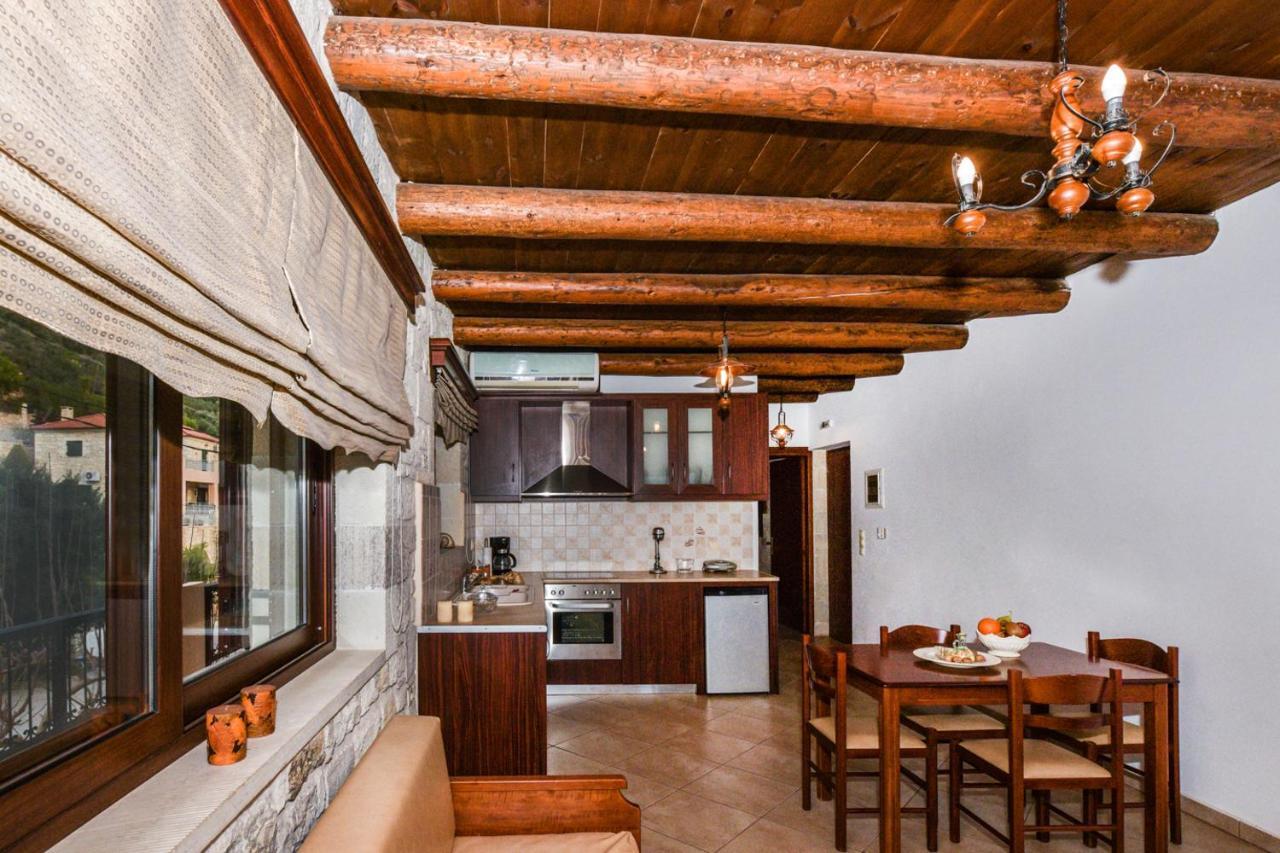 Ariadni Apartments Sfinarion Exterior photo